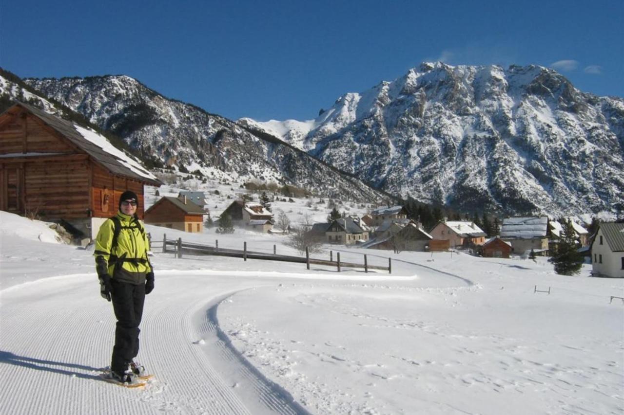 Le Barlet23 Pers Hameau Des Chazals Nevache Hautes Alpes Luaran gambar